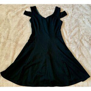 InsNova Women’s Dress Size Small Black